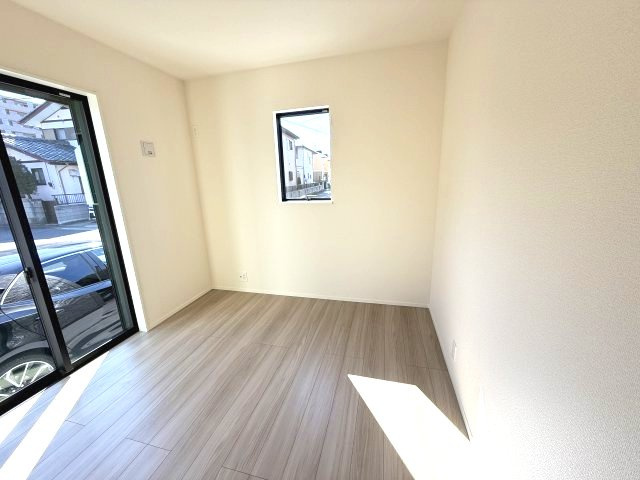 リナージュ前橋市六供町１丁目25-1期　1号棟の洋室|１階4.7帖　洋室です