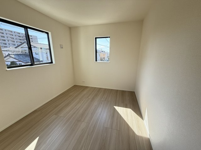 リナージュ前橋市六供町１丁目25-1期　1号棟の洋室|2階洋室１です