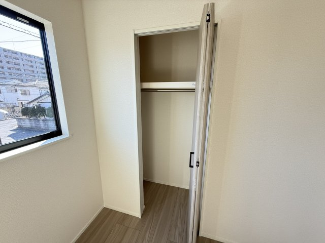 リナージュ前橋市六供町１丁目25-1期　1号棟の収納|2階洋室２収納です