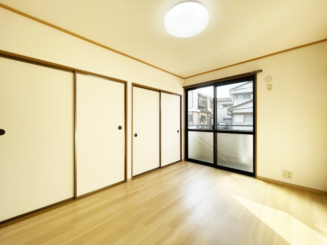 コートルミエール B棟の居間・リビング