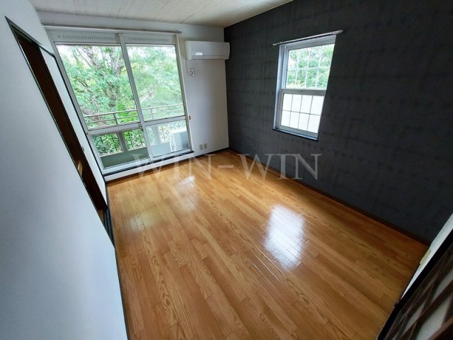 ファミール桜園 A棟の寝室