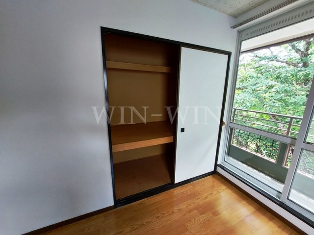 ファミール桜園 A棟の収納