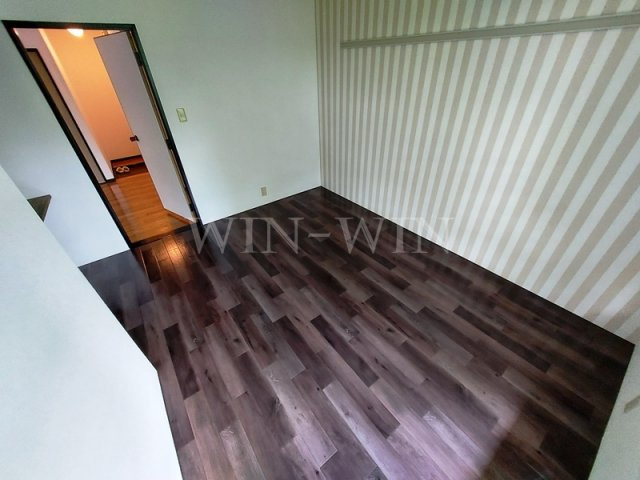 ファミール桜園 A棟の寝室