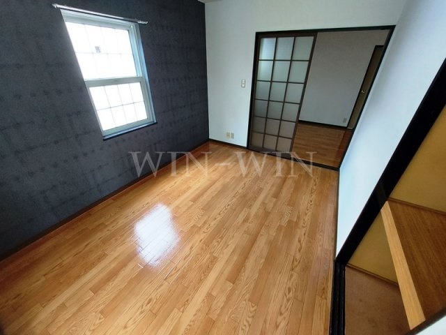 ファミール桜園 A棟の寝室