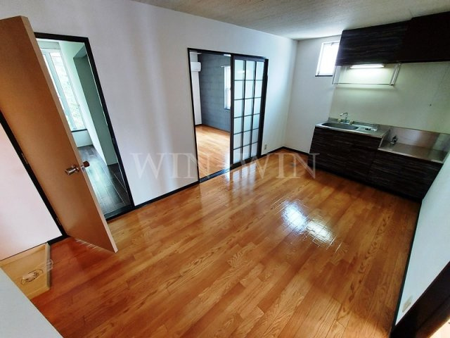 ファミール桜園 A棟の居間・リビング