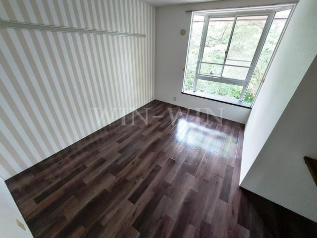 ファミール桜園 A棟の寝室