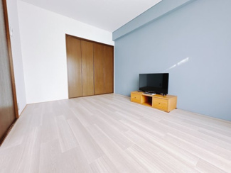 【洋室】 | ロイヤルプレステージ新町