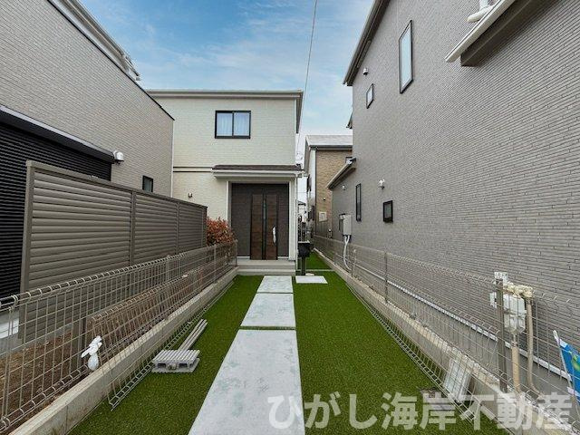 平塚市田村8丁目　新築戸建　全3棟の前面道路含む現地写真|現地外観