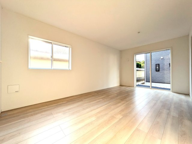 神戸市西区大沢1丁目新築戸建3号棟の居間・リビング