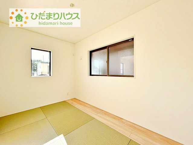 【和室】 | 結城市結城第40　新築戸建　1号棟 | 小さなお子さまのいる方におすすめ！リビング横の和室でお子様が遊んでる様子も確認できます(^^)/
