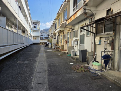 【前面道路含む現地写真】 | 山科区四ノ宮山田町　中古テラスハウス