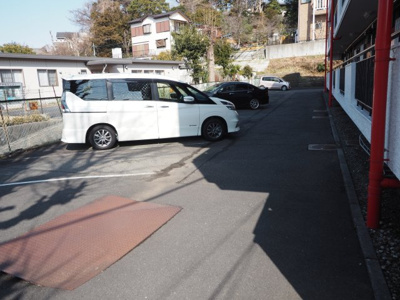 【駐車場】 | 清水マンション | 敷地内駐車場あり