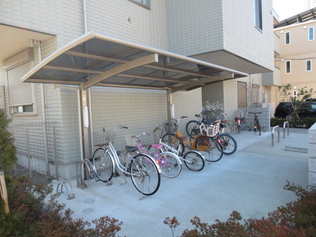 マーヴェラス六町のその他共用部分|★屋根付き駐輪場★