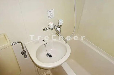 【洗面所】 | フローレンス