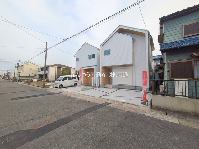 メルディア城西町の前面道路含む現地写真