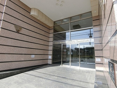 【エントランス】 | ライオンズマンション徳島富田橋 | エントランス