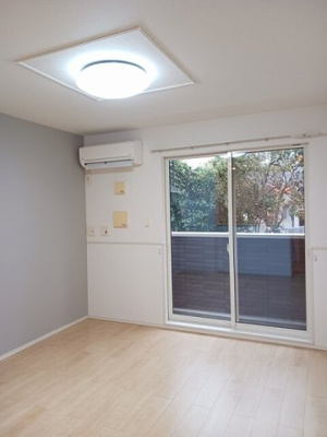 【居間・リビング】 | ナイトＢ