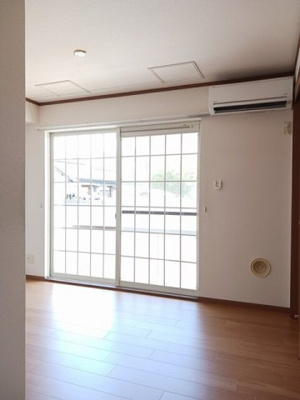 【居間・リビング】 | バーシア名賀