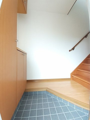 【玄関】 | サンシティー国府Ｂ