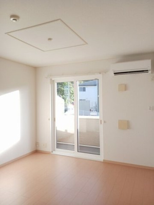 【内装】 | アリーヴィオＢ