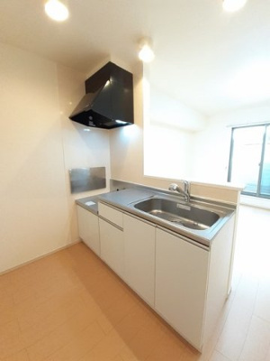 【キッチン】 | カーサ　アルベロディピノＡ