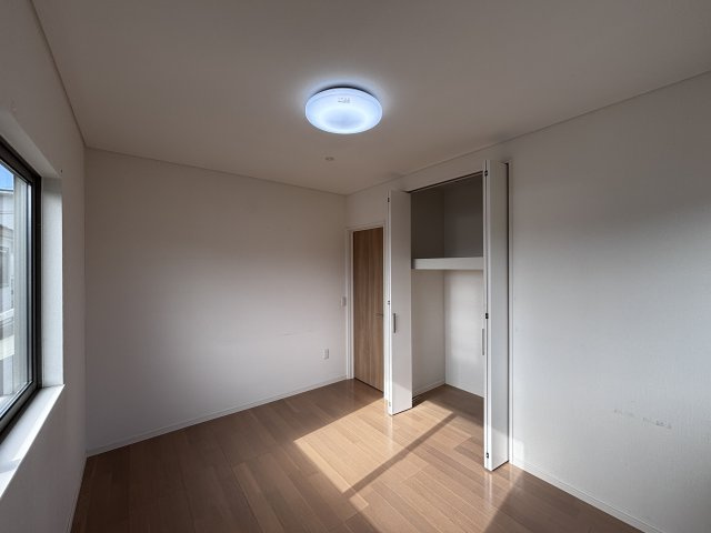  中古戸建　　　長楽寺１丁目の洋室