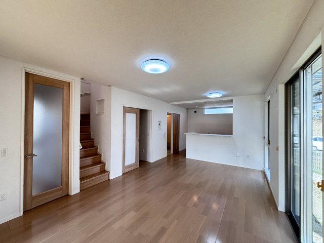  中古戸建　　　長楽寺１丁目の居間・リビング