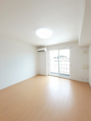 【内装】 | フレンドリーハープ大林