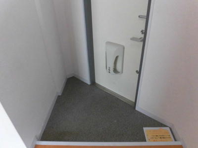 【玄関】 | コーポフェニックス | きれいな玄関です