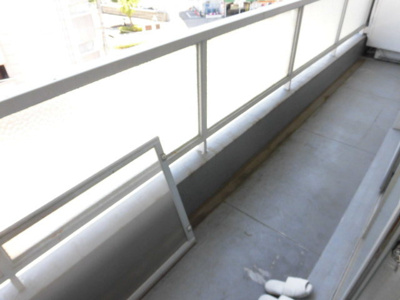 【バルコニー】 | コーポフェニックス | 広々としたバルコニーです