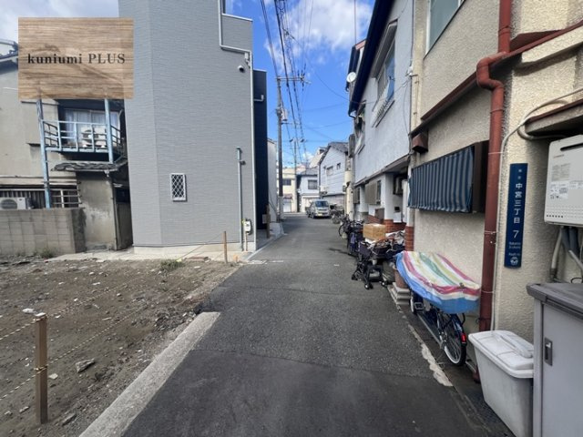 大阪市旭区中宮3丁目　C号地の前面道路含む現地写真