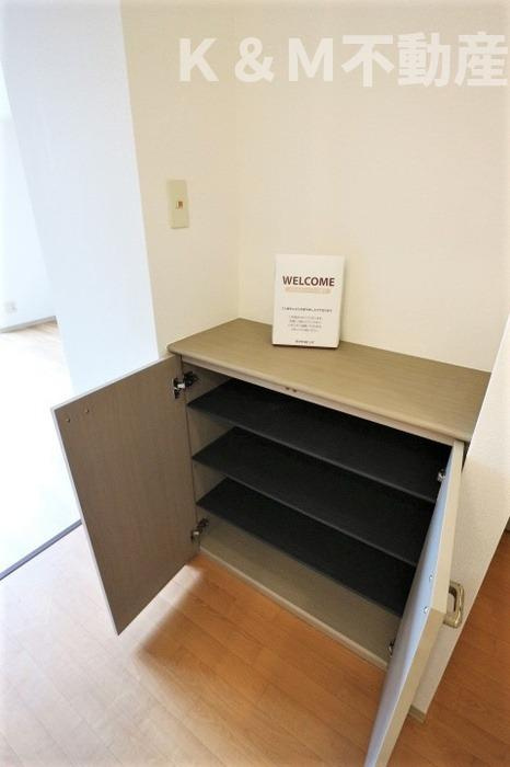 エクセルの収納|大きなスペースがあり、収納には困りません