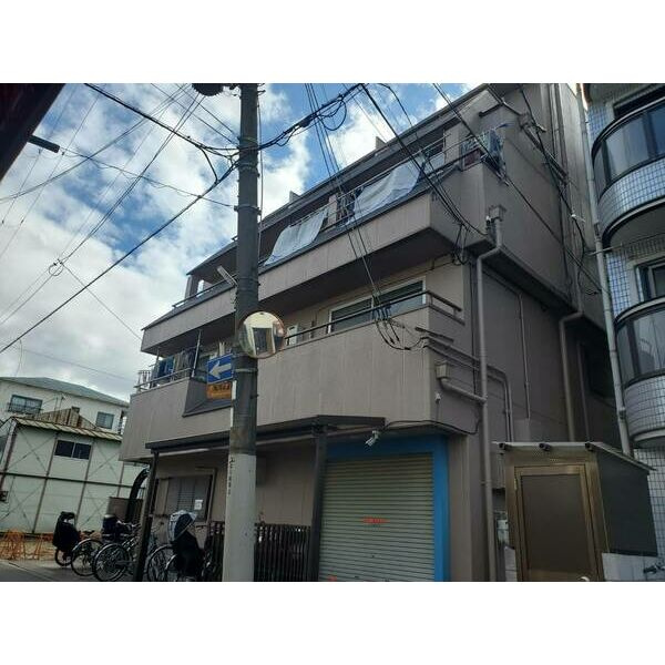 レジデンス青山の外観