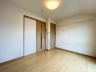 【洋室】 | グローリオ