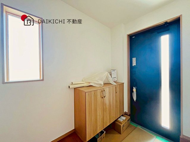 【玄関】 | 加須市久下第7期　ワイウッドコート　新築戸建　全10棟　1号棟