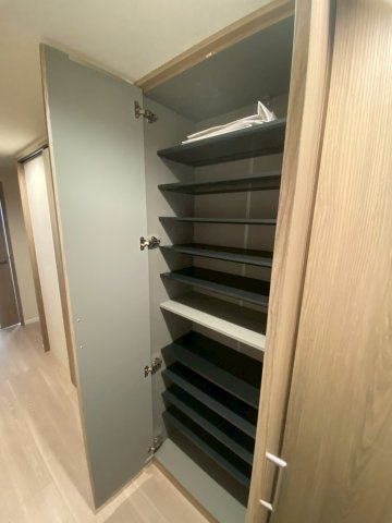 ファミール鳥飼の収納