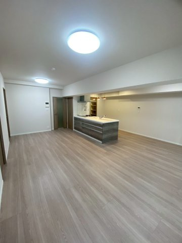 ファミール鳥飼の居間・リビング