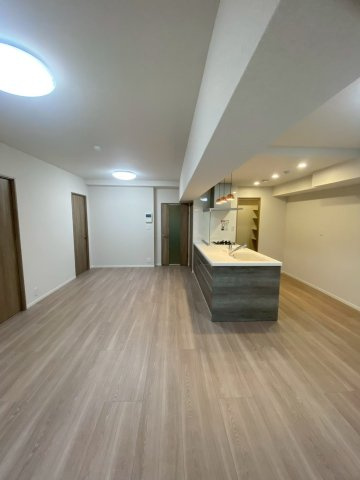 ファミール鳥飼の居間・リビング