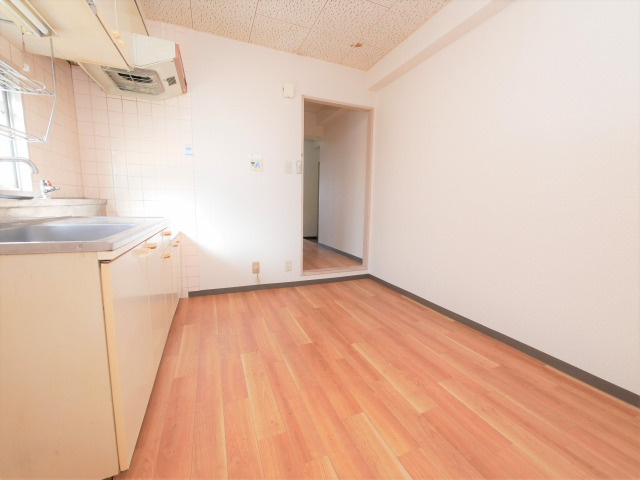 コーポ田中の居間・リビング