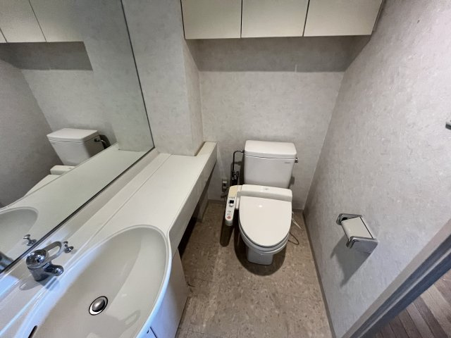 【トイレ】
