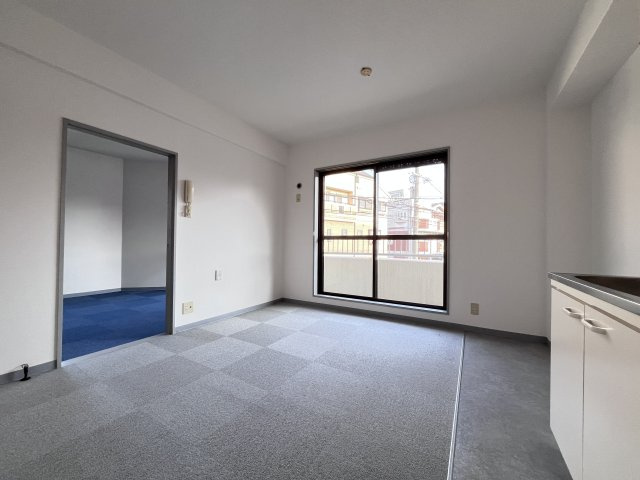 マンション花園の居間・リビング