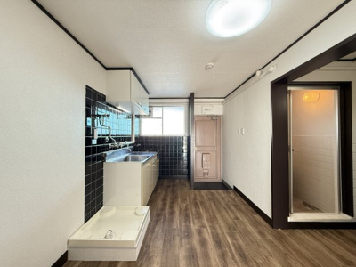 【居間・リビング】 | コーポ八千代