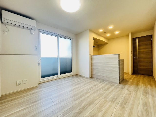 ラ　メゾン林崎の居間・リビング