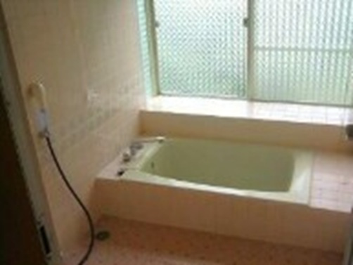 【浴室】 | オーナーチェンジ物件　イトーピアA地区　戸建