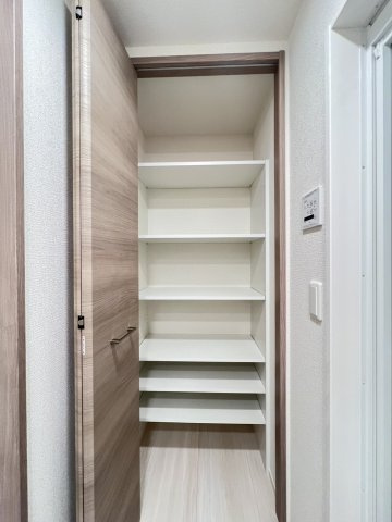 ラ　メゾン林崎の収納