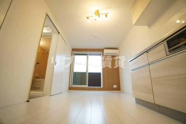 Lyk都町B棟の居間・リビング