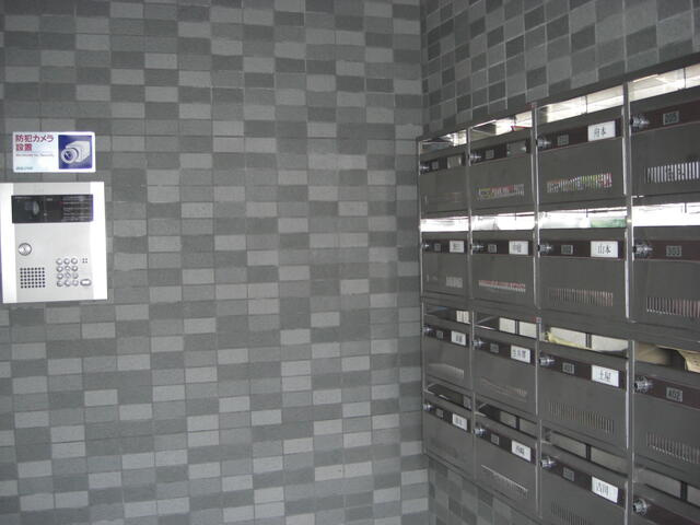 ハイムＡＯＢＡＤＡＩⅡ のエントランス|集合ポスト