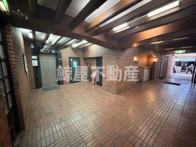 フェニックス東銀座のロビー|建物の内部です