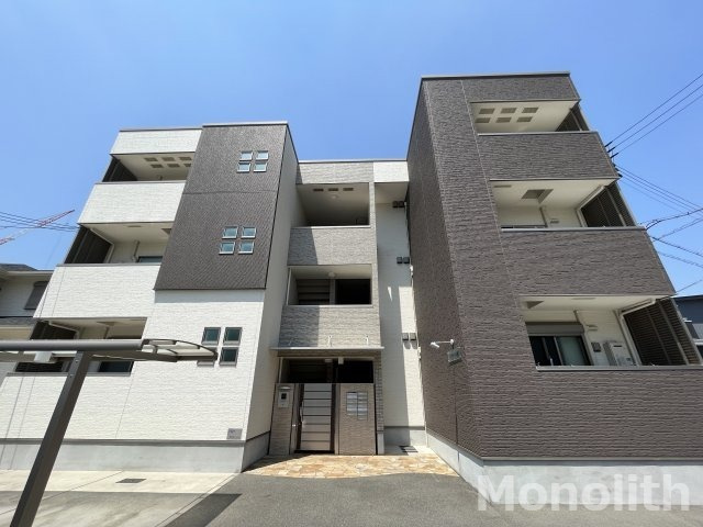 イノベーション鳳の外観