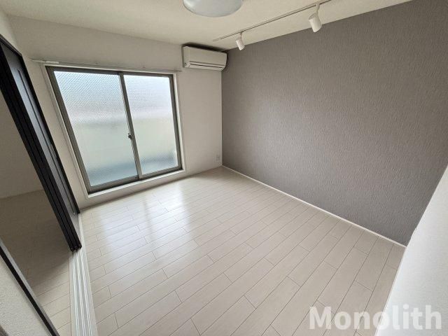 イノベーション鳳の居間・リビング